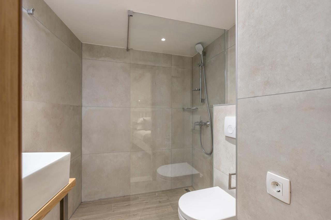 Cosmijeva Luxury Rooms Split Bagian luar foto