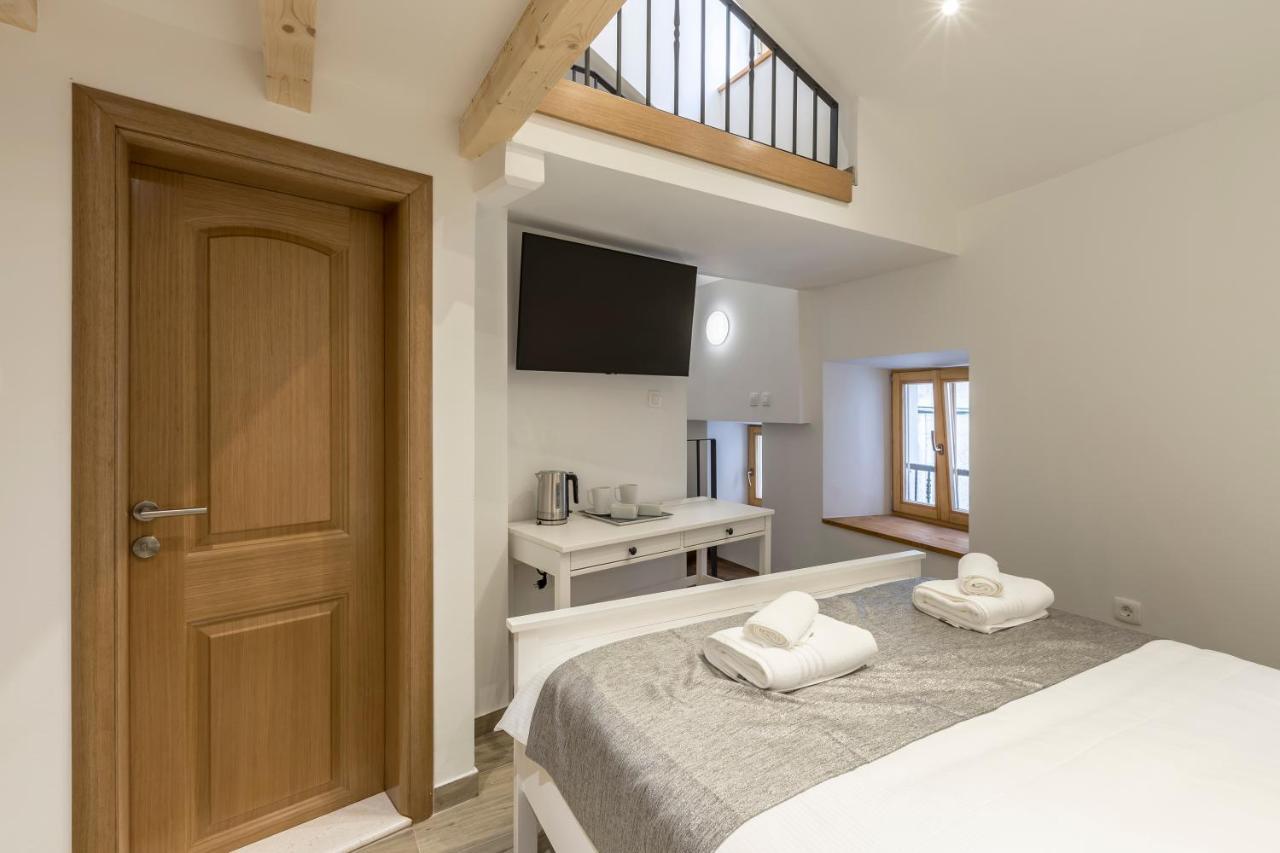 Cosmijeva Luxury Rooms Split Bagian luar foto